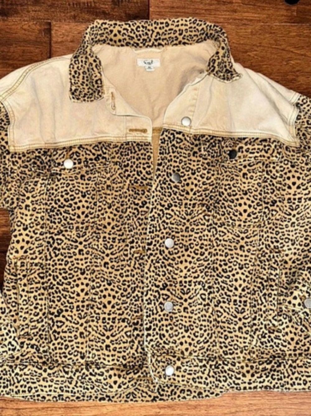 Casel Leopard Print Jean Jacket Size Medium
